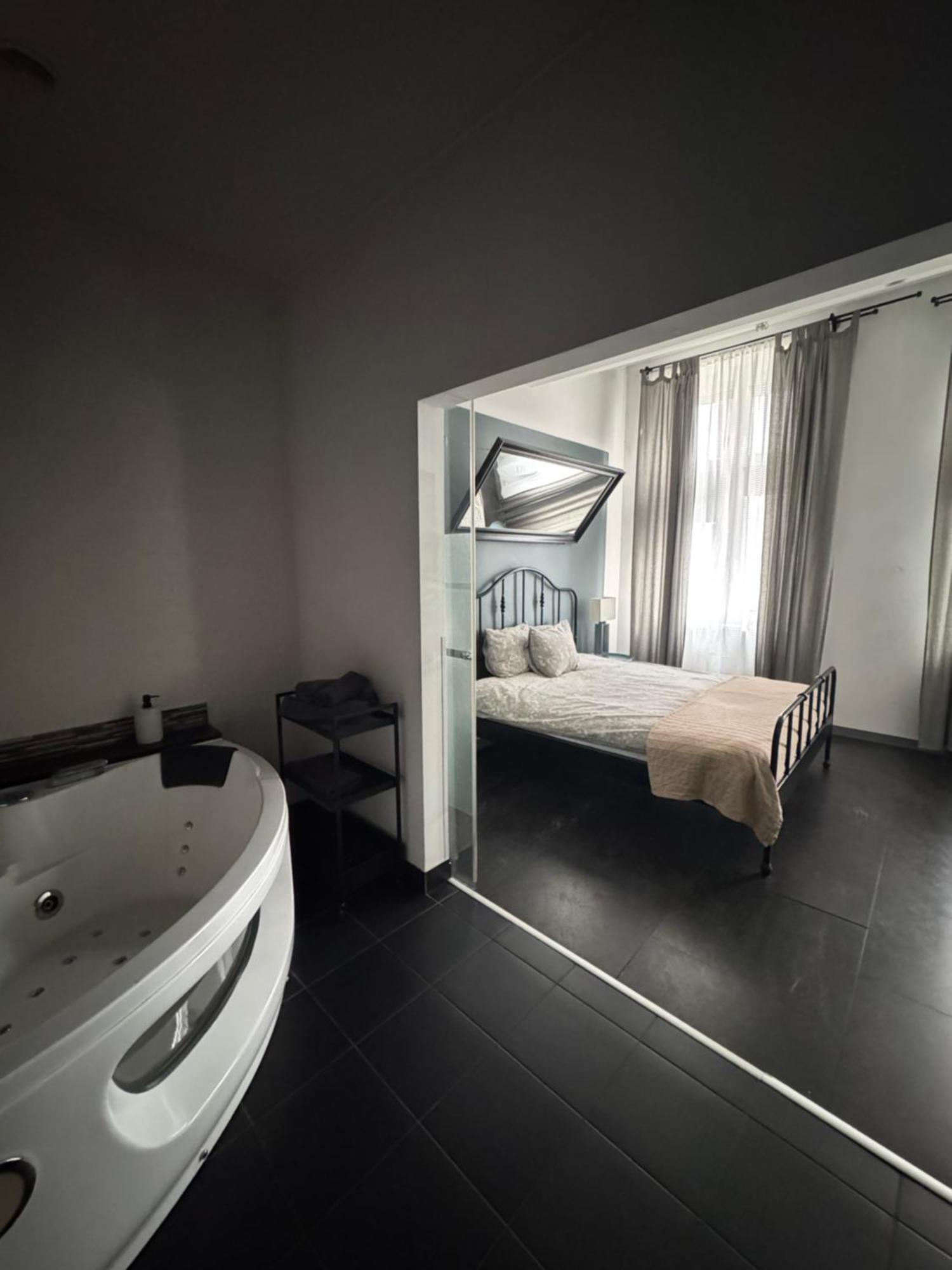 Apartamenty Mlynska15 Self Check-In 24H Катовице Экстерьер фото